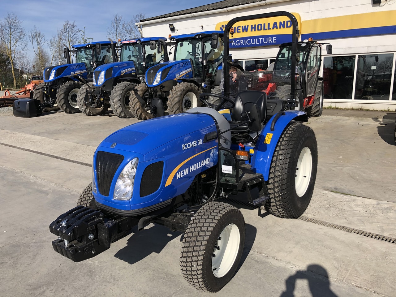 New Holland Boomer TZ22DA