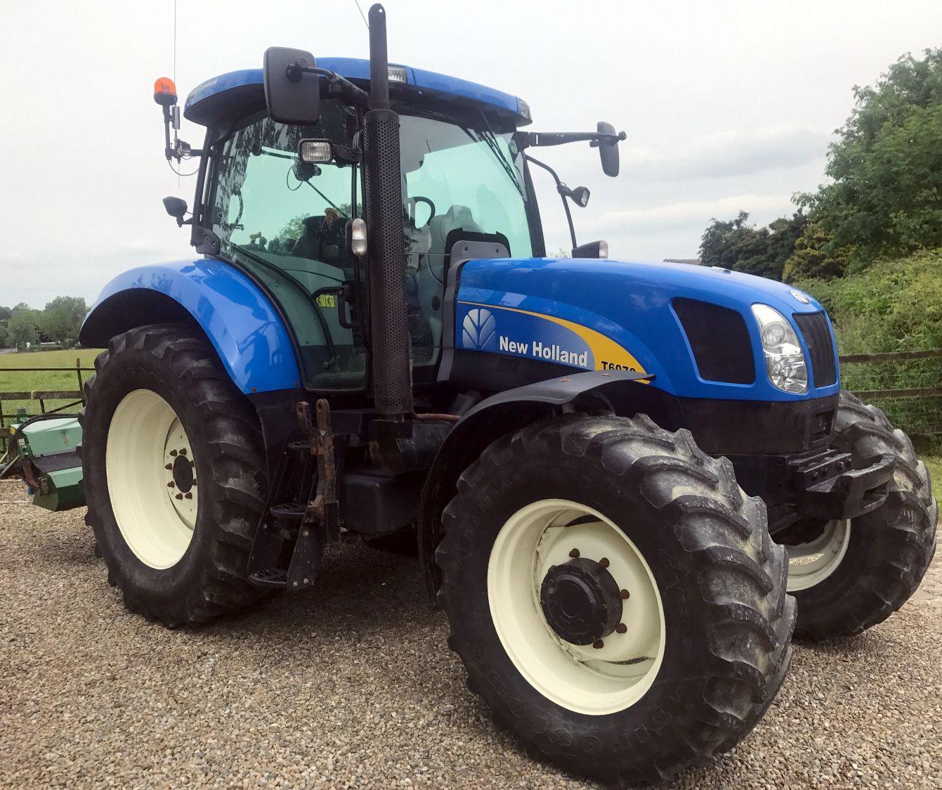 New Holland T6010