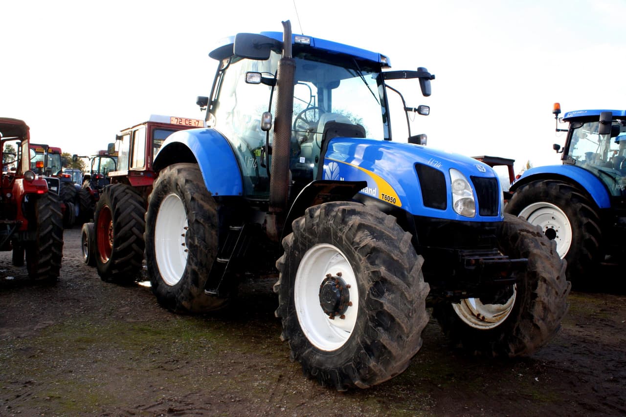 New Holland T6050 Delta