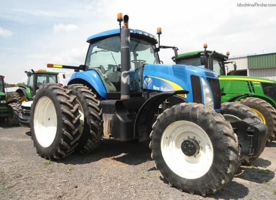 New Holland T8010