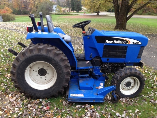 New Holland TC30