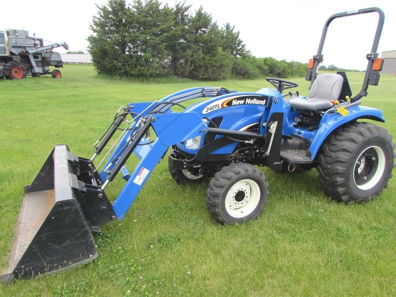 New Holland TC34DA