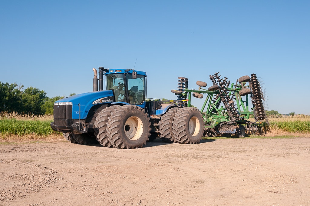 New Holland TJ530