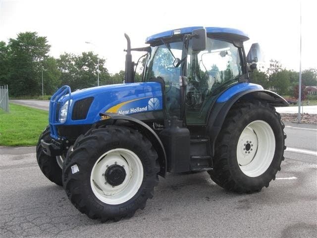 New Holland TS125A
