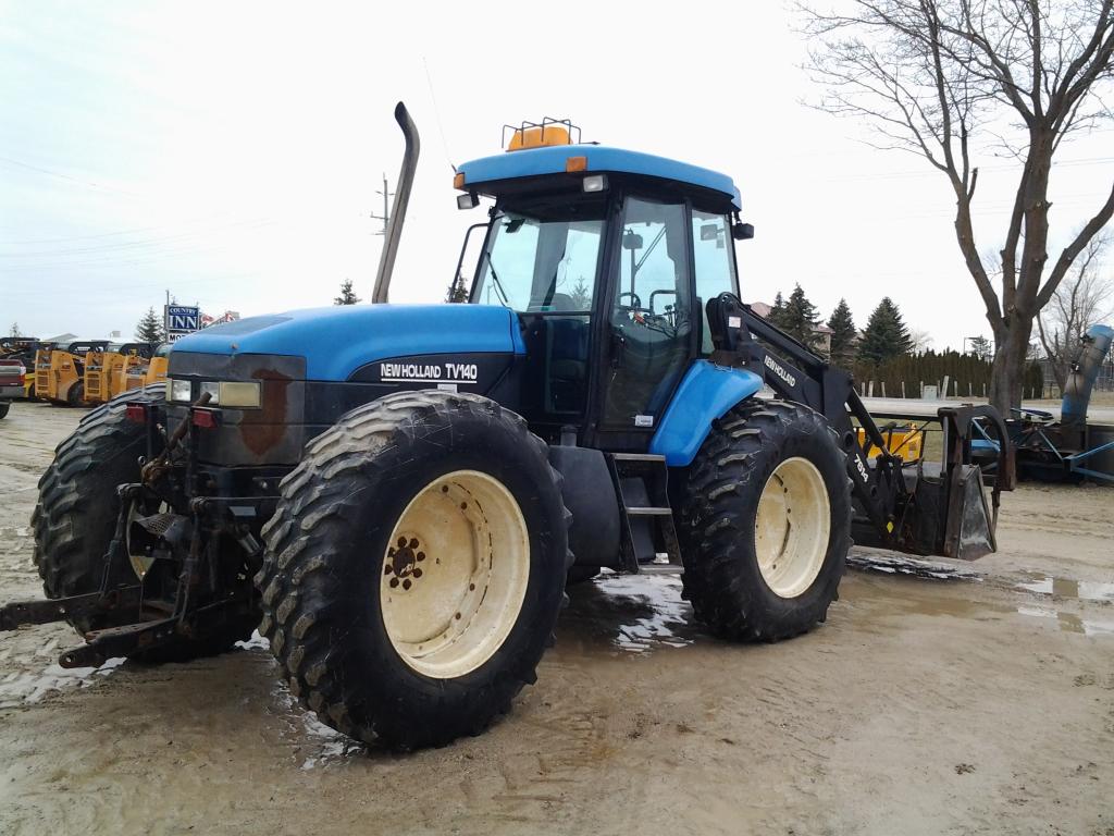 New Holland TV140