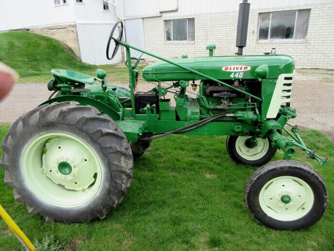 Oliver 440