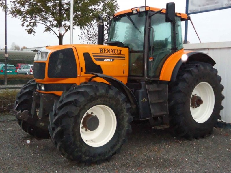 Renault Atles 926