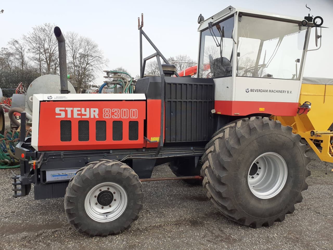Steyr 8300