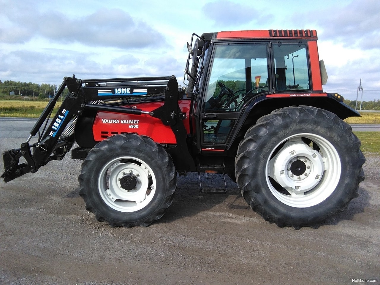 Valmet 6800