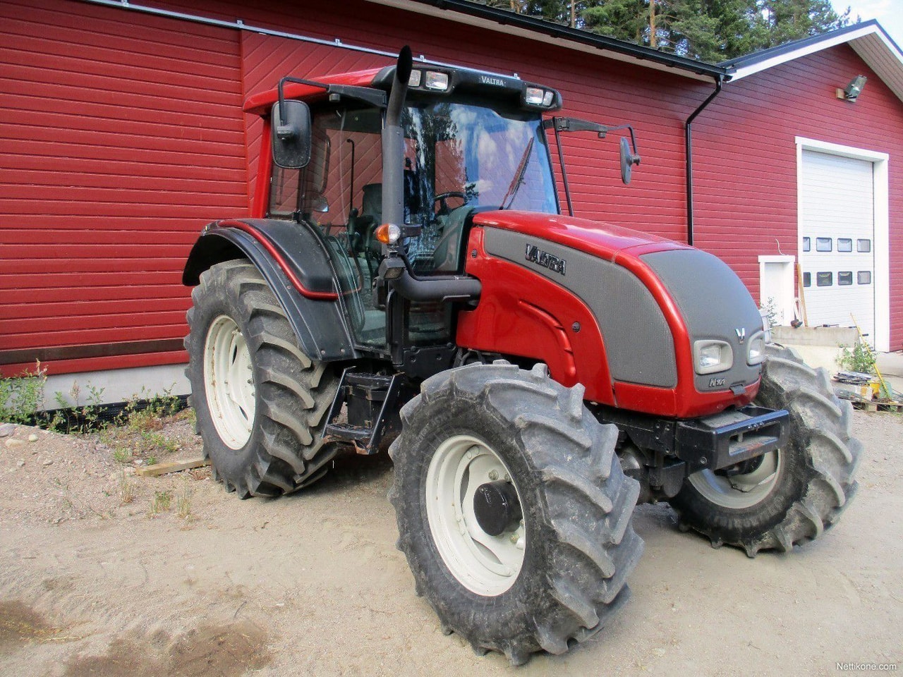 Valtra N101