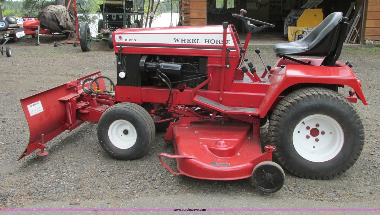 Wheel Horse D-250