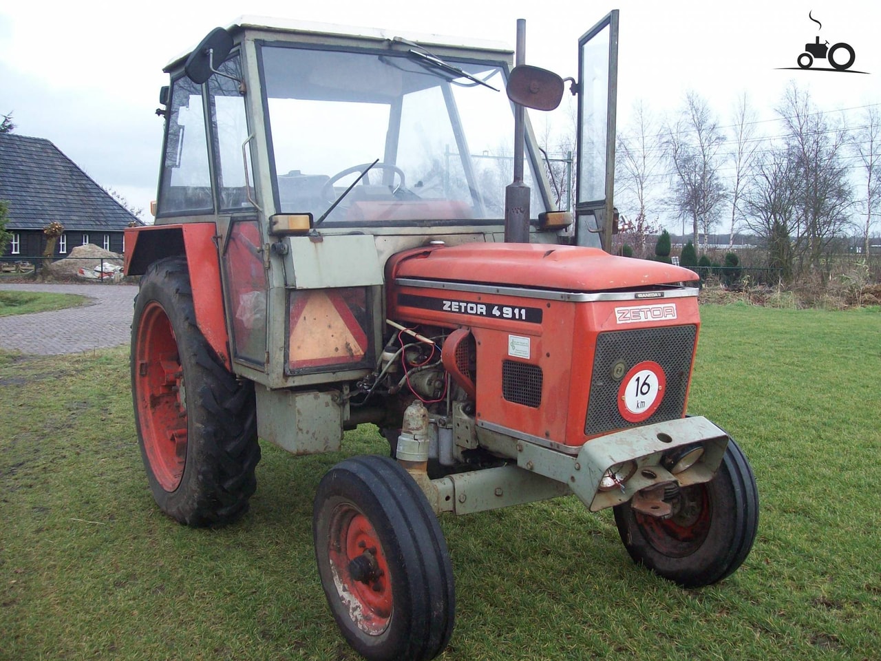 Zetor 4911